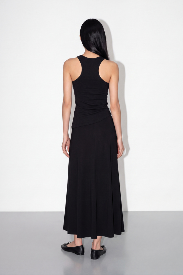 SOHEE SLANTED HEM PADDED TOP (BLACK)