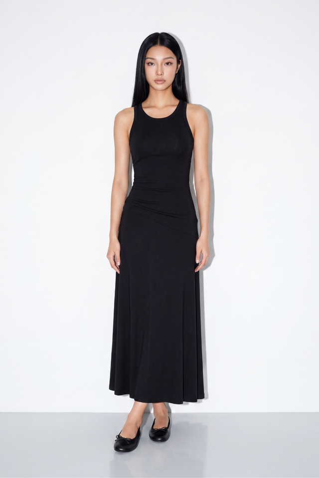 SOHEE SLANTED HEM PADDED TOP (BLACK)