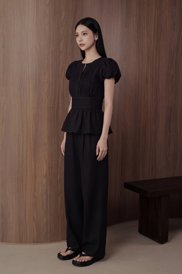 SANDRA PADDED TOP (BLACK)