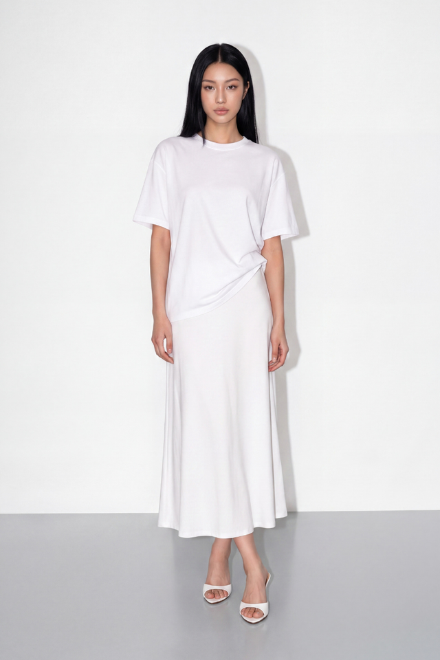OLSEN OVERSIZED T-SHIRT (WHITE)
