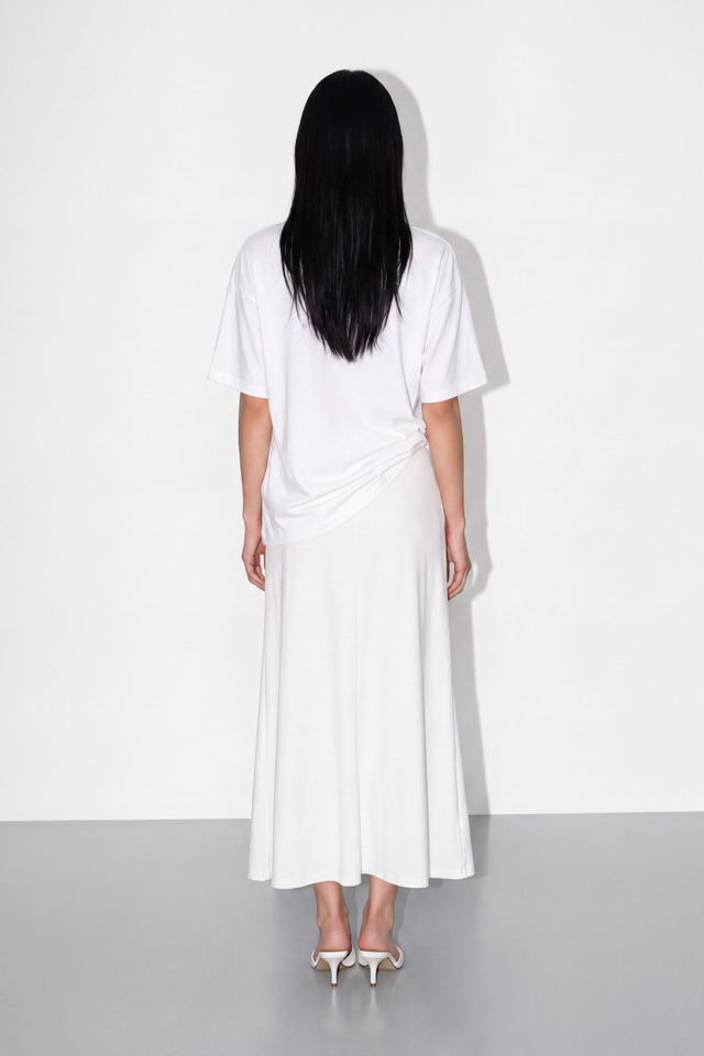 OLSEN OVERSIZED T-SHIRT (WHITE)