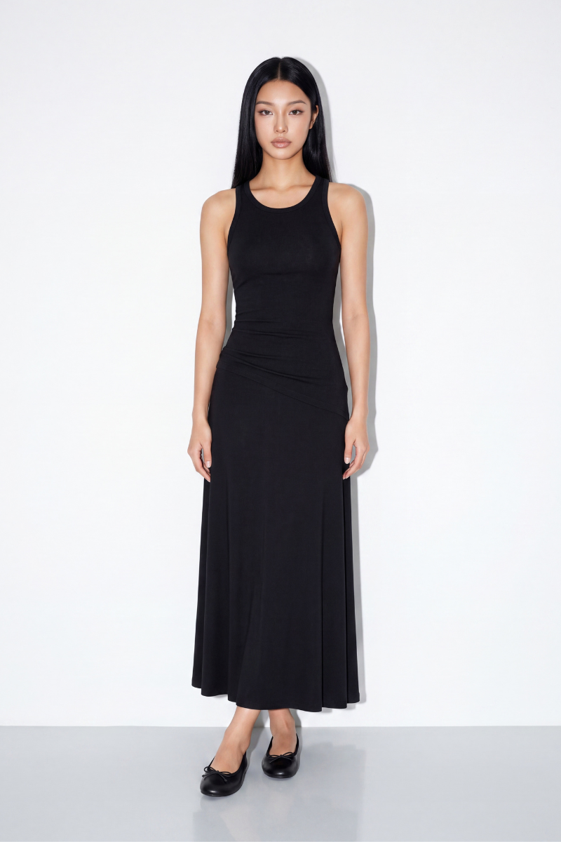 SOHEE SLANTED HEM PADDED TOP (BLACK)