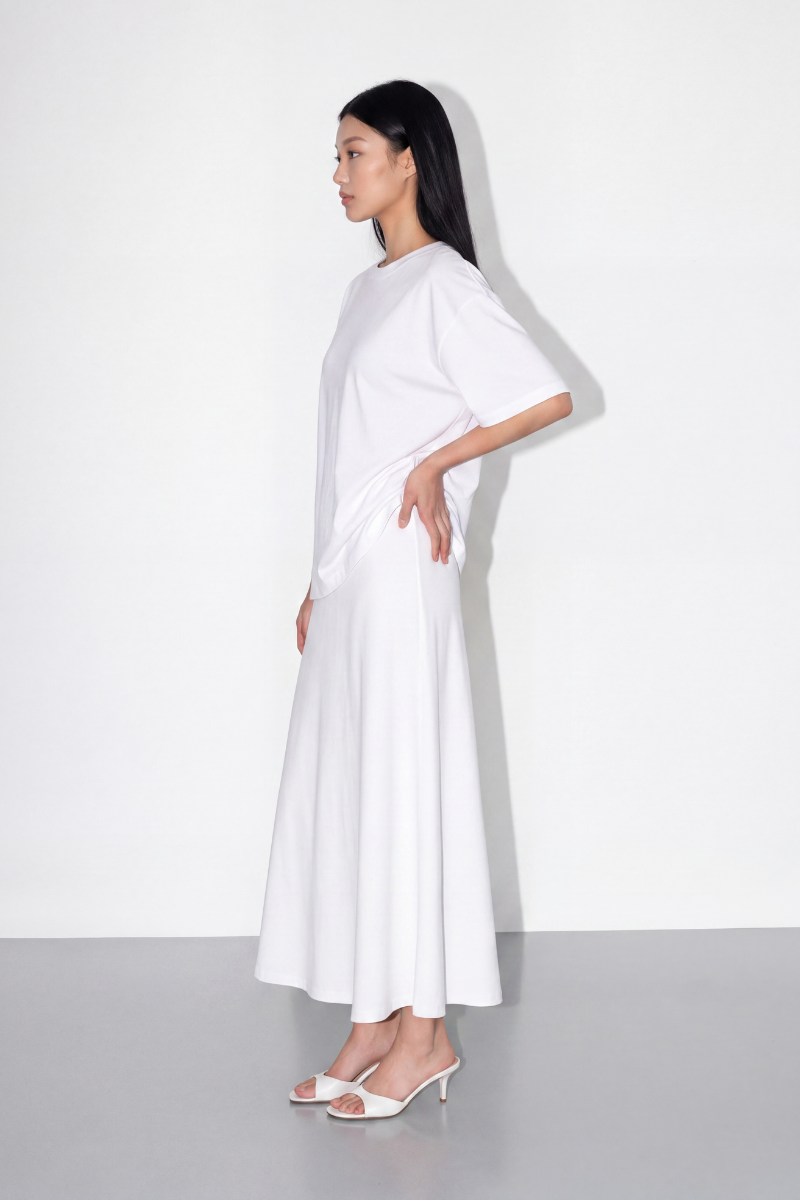 OLSEN OVERSIZED T-SHIRT (WHITE)