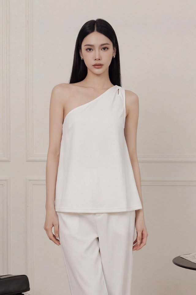 *AIRY* KAIA TOGA PADDED TOP (WHITE)