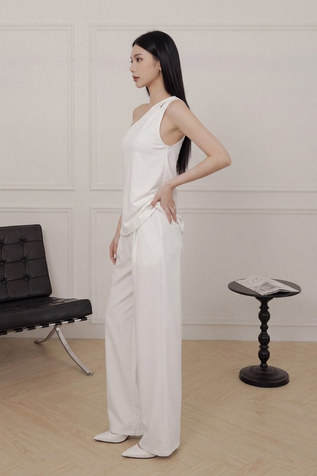 *AIRY* KAIA TOGA PADDED TOP (WHITE)