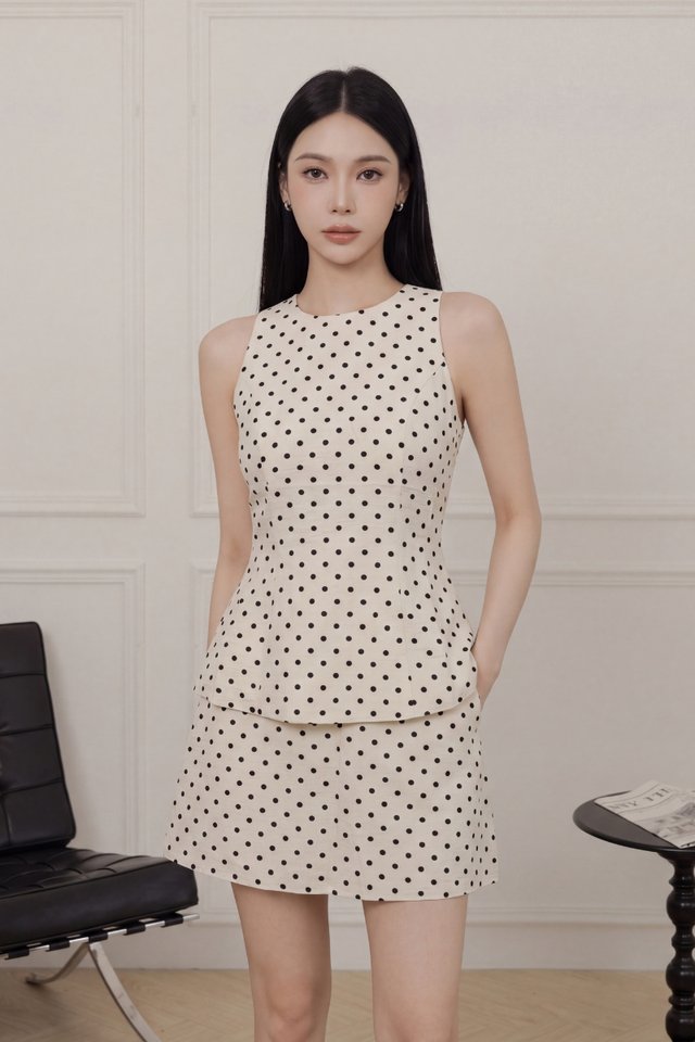 PAT POLKA DOT PADDED TOP (OAT)