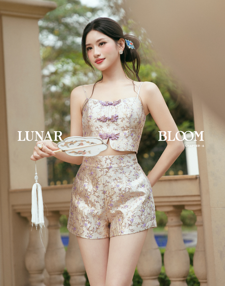 LUNAR BLOOM : CHAPTER 6