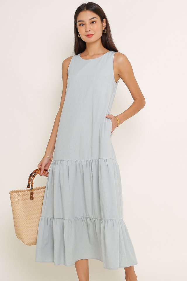 TRICIA TIERED MAXI DRESS (DUSTY BLUE)