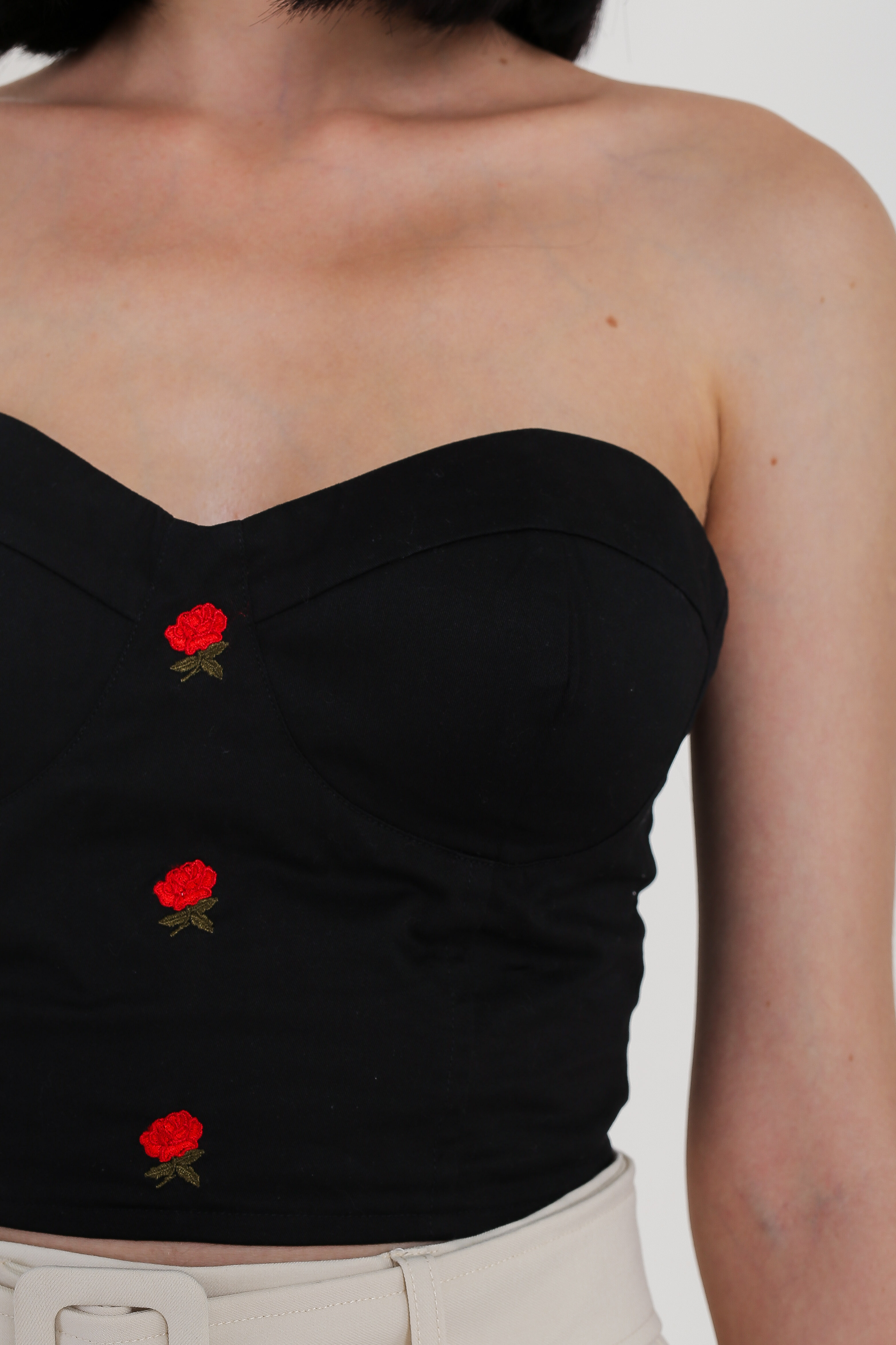 ROSE TUBE TOP (BLACK)