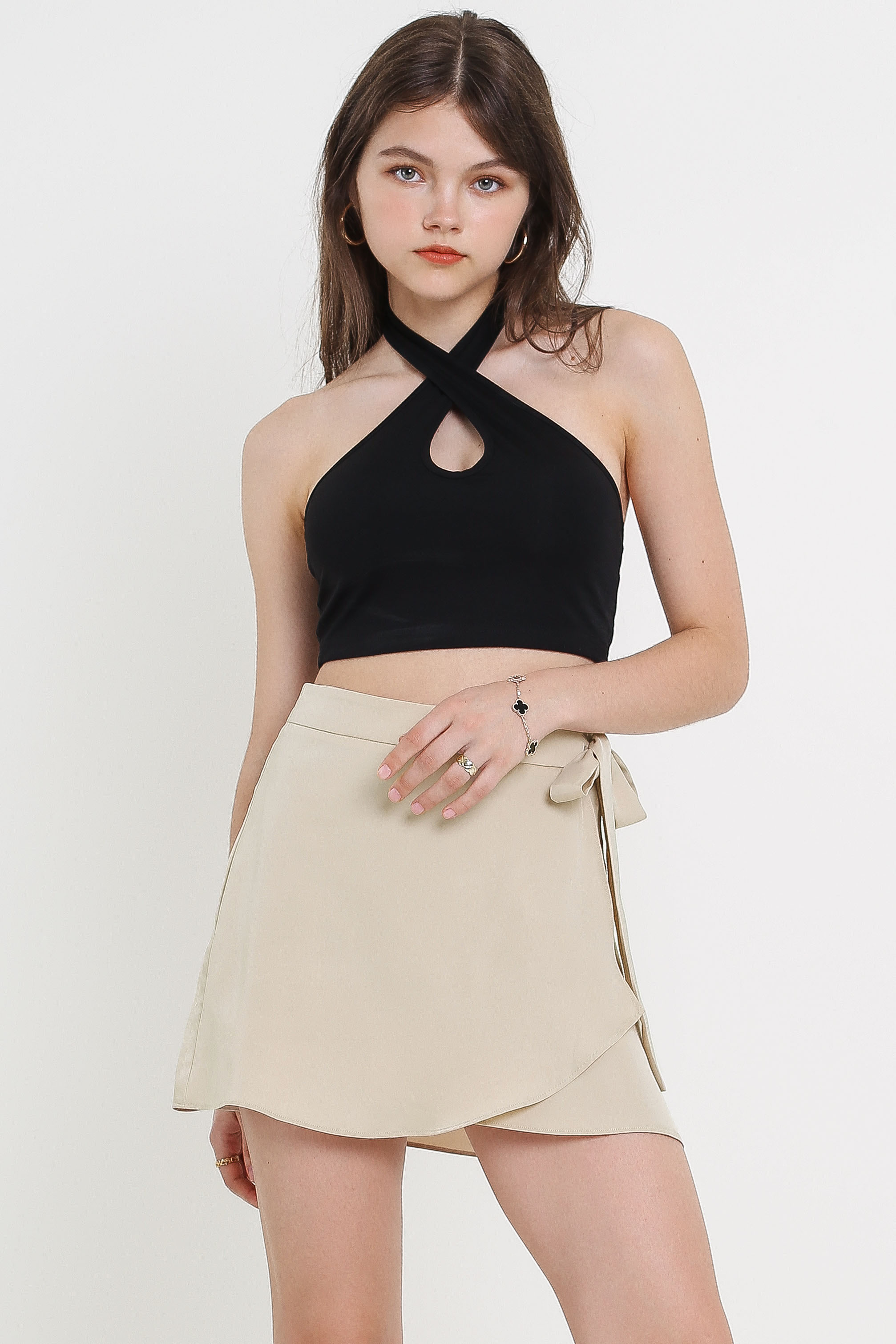 KELLY KEYHOLE TOP (BLACK) 